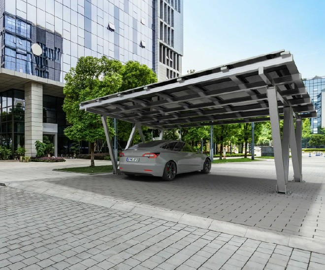 Nabíjení elektromobilu s FVE carporty T.A.Q. 